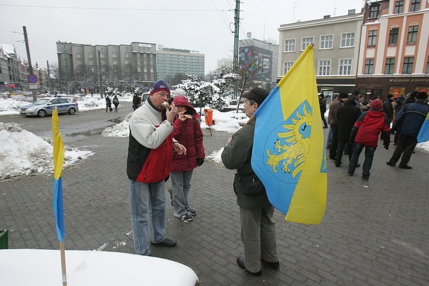 RAŚ kontra GUS: manifestacja w Katowicach [ZDJĘCIA + WIDEO]