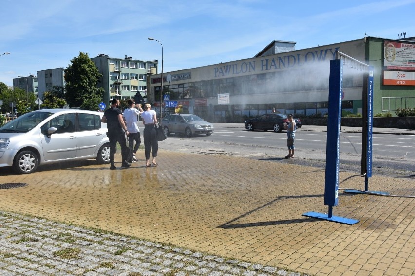  Fontanna przy Alei Armii Krajowej w Starachowicach sposobem na upały