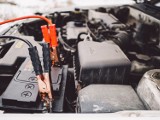 Straż Miejska w Kwidzynie pomoże uruchomić samochód, jeśli rozładuje się akumulator. Pomoc strażników jest bezpłatna