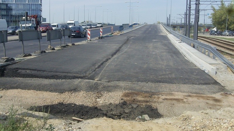 Będą nowe wiadukty przy Marynarskiej. Budowa może potrwać do wiosny [ZDJĘCIA]