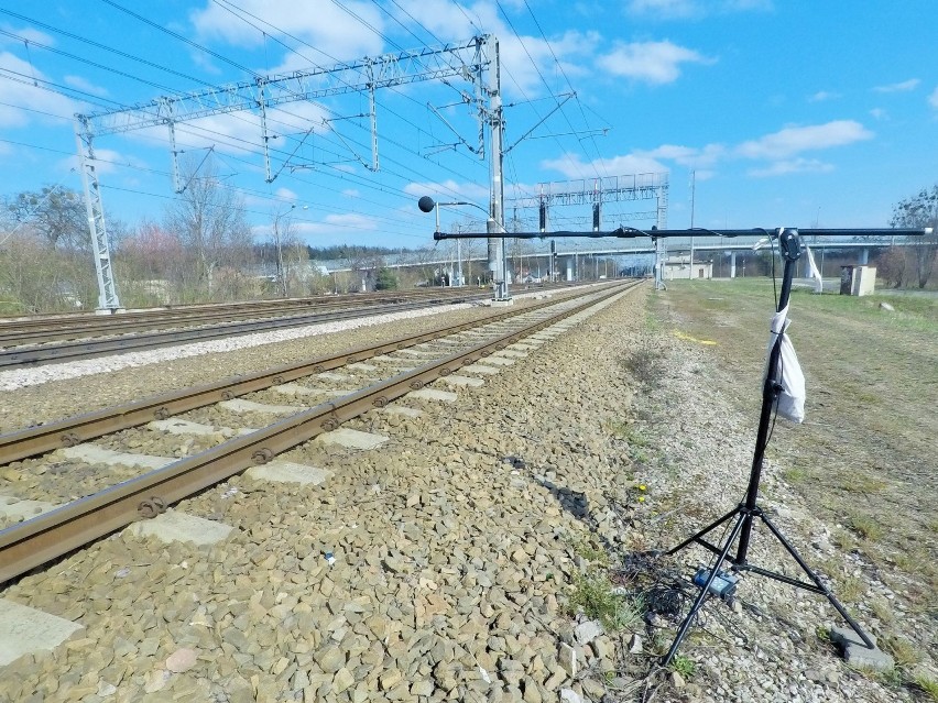 PKP Polskie Linie Kolejowe S.A. sprawdziły poziom hałasu w...