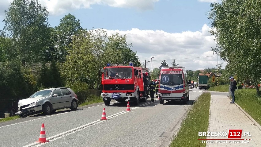 Tworkowa. Wymusił pierwszeństwo i uderzył w samochód ciężarowy [ZDJĘCIA]