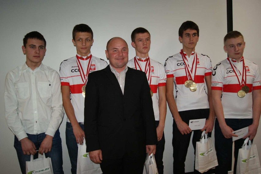 16 medali KTK Kalisz w 2013 roku