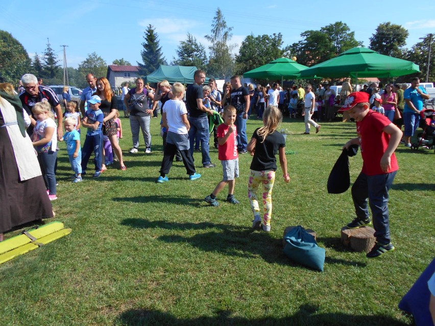 Piknik "Tradycje, zwyczaje i smaki Ziemi Chełmińskiej" w Małym Rudniku [zdjęcia]