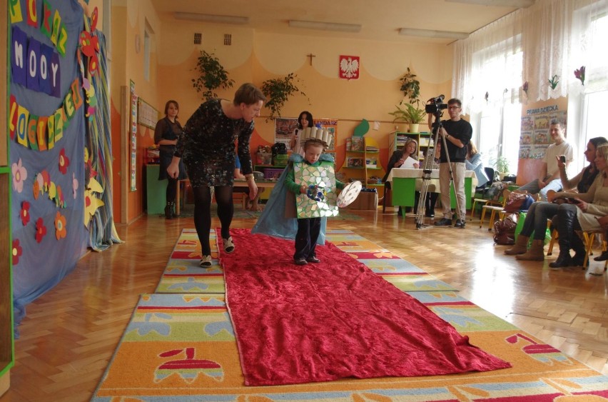 Zamość: Pokaz mody ekologicznej w Przedszkolu Miejskim nr 13