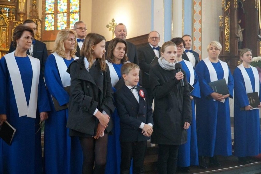 Mieszkańcy Przodkowa świętowali 101. rocznicę odzyskania przez Polskę niepodległości