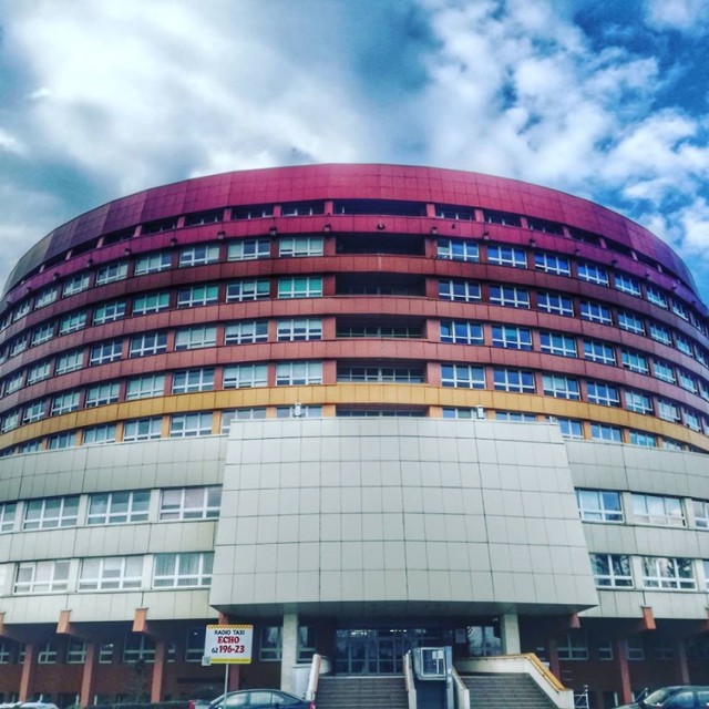 Szpital w Kaliszu ponownie uruchamia laboratorium i tymczasowy punkt pobrań