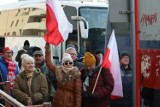 Prawie 170 osób z Jastrzębia-Zdroju wyjechało na Protest Wolnych Polaków do Warszawy. Dziś dotrą pod Sejm RP