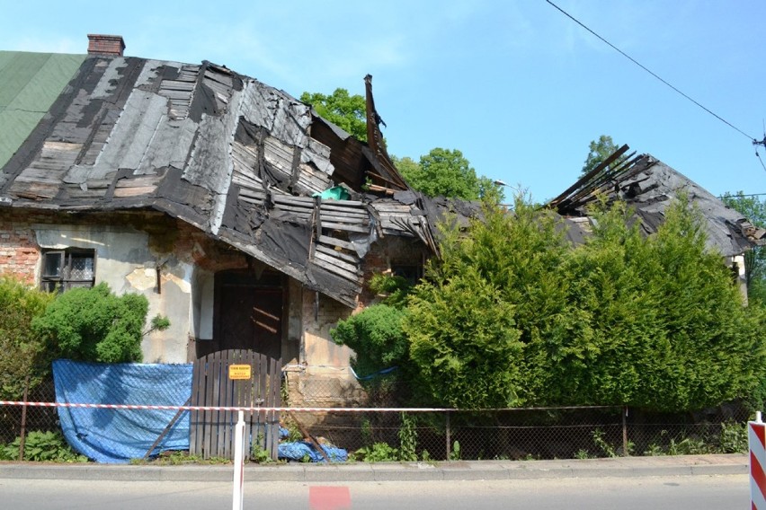 Zawalił się dom w Bielsku-Białej na ul. Karpackiej [ZDJĘCIA]