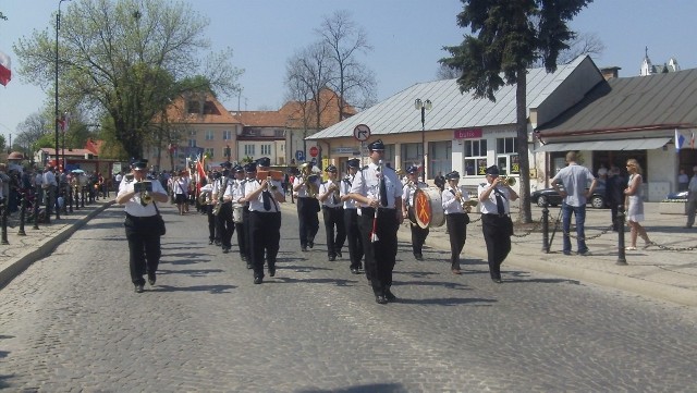 Obchody rozpoczną się o godz. 10.00.