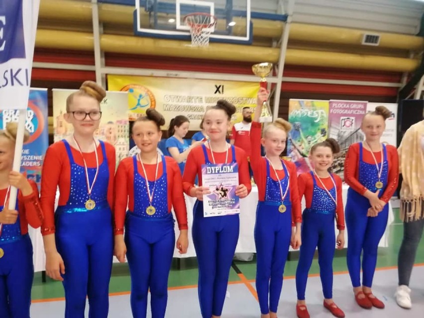 Cheerleaderki SimaRe z Piotrkowa wróciły z mistrzostw ze złotem