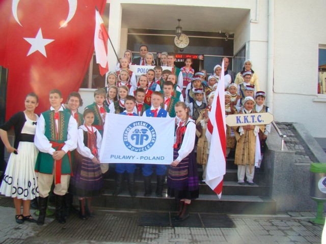 Zespół Pieśni i Tańca "Powiśle” na festiwalu w Turcji