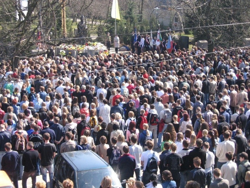 Mieszkańcy Bełchatowa uczczą 18. rocznicę śmierci św. Jana Pawła II