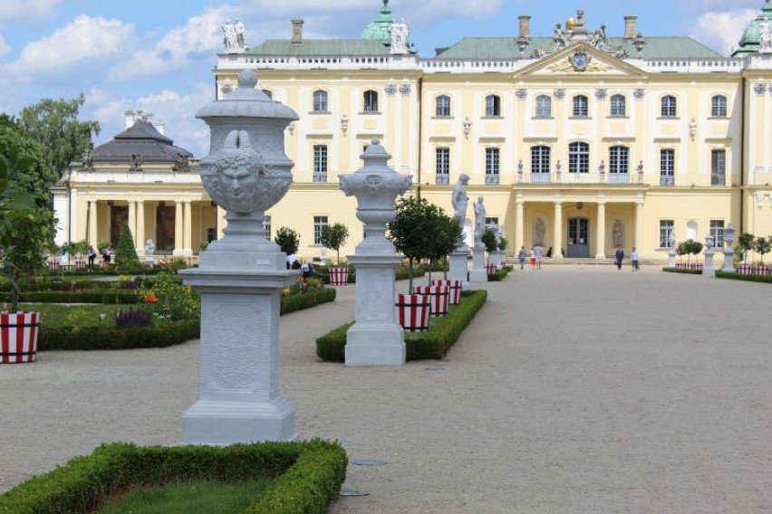 Rzeźby w Ogrodzie Branickich już oczyszczone, umyte i zdezynfekowane [zdjęcia]