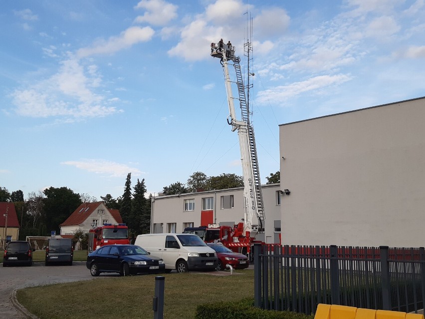 Strażacy z Goleniowa wniebowzięci. Testy 40 metrów nad ziemią