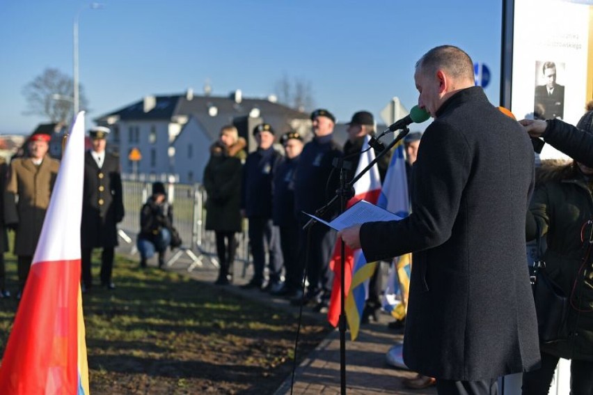 Uroczystość nadania imion rondom przy ulicy Darłowskiej w...