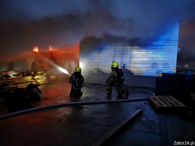 Pożar tartaku w Przeciszowie, 6 stycznia 2021r.
