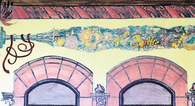 Polichromie, na których można dostrzec dynie, słoneczniki i winogrona, zostaną odtworzone nad oknami III piętra