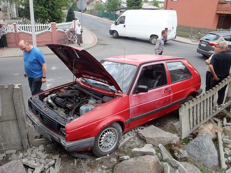 Zderzenie dwóch samochodów w Koźminku. ZDJĘCIA