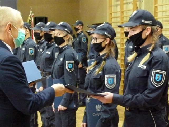 Certyfikaty dla uczniów ZSRCKU w Wojsławicach
