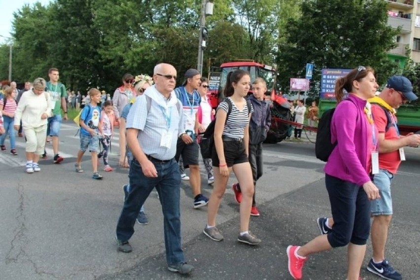 Tak wyglądało wyjście pielgrzymów Zagłębiowskiej...