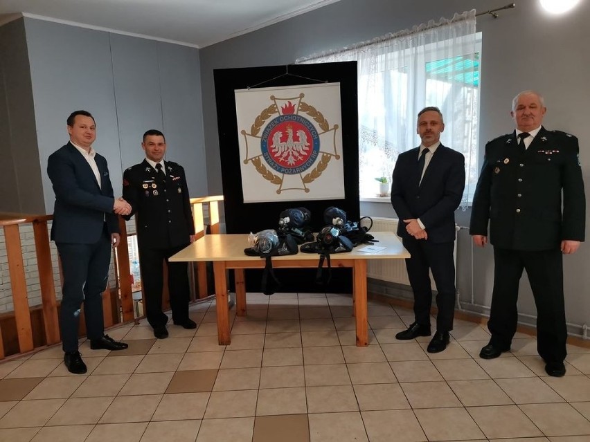 Poseł Mariusz Kałużny odwiedził kilka jednostek OSP w...