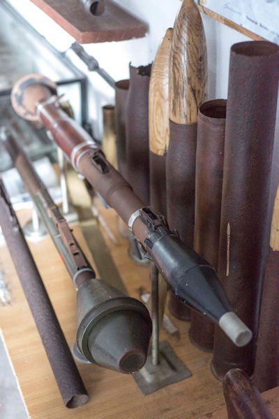 Nielegalne muzeum broni i amunicji [ZDJĘCIA]