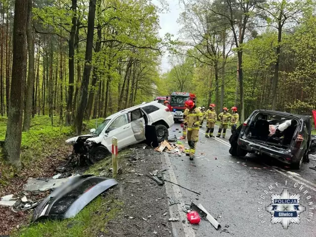 Tragiczny wypadek w miejscowości Bargłówka. W wypadku zginęła 38-letnia kobieta i jej 11-letnia córka.