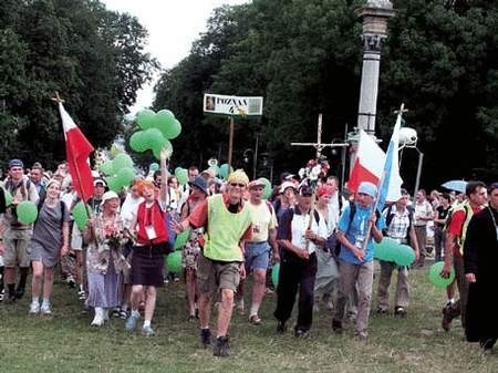 Poznaniacy przemierzyli około 300 kilometrów do Częstochowy.  fot. VIOLETTA GRADEK