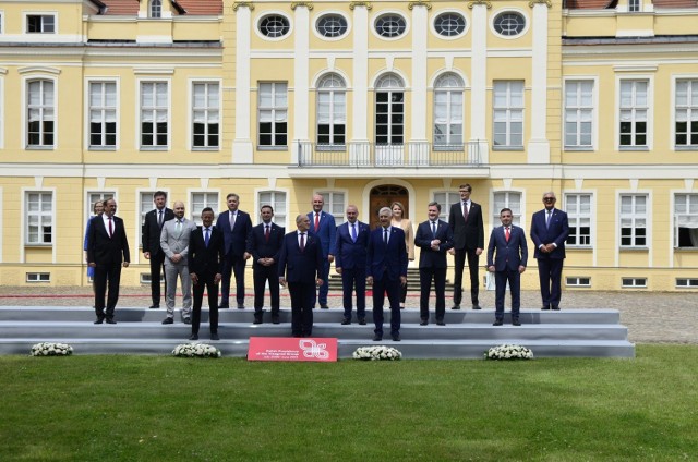 Ministrowie spraw zagranicznych Grupy Wyszehradzkiej i państw Bałkanów Zachodnich rozmawiają w Rogalinie o integracji z Unią Europejską
