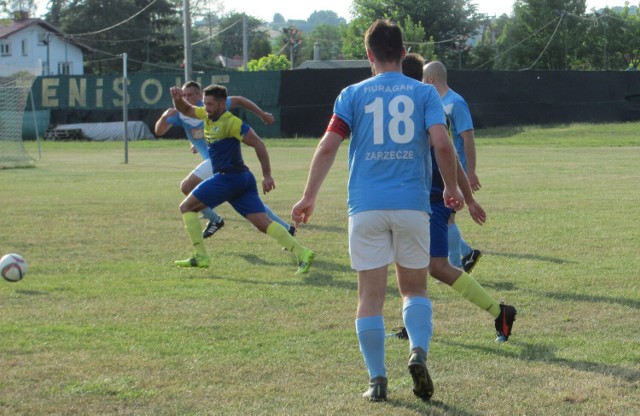 GKS Zarzecze-Dębowiec wygrał z Rędzinianką Wojaszówka 2-1