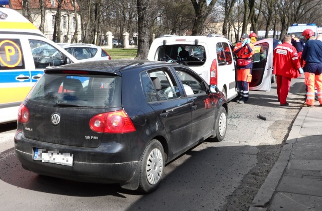 Wypadek na Północnej w Łodzi. 3 osoby ranne