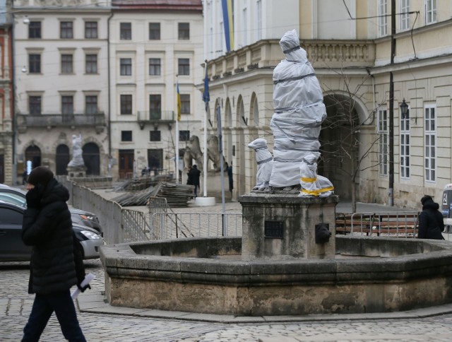 Z dramatycznym apelem o  pomoc w ratowaniu zabytków i dzieł sztuki Lwowa zwróciła się Lilija Onyszczenko konserwatorka zabytków Lwowa oraz Lwowska Rada Miejska