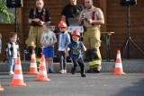 W Mchach dzieci bawiły się ze strażakami podczas Dnia Dziecka. Były też origami, kolorowanki i pyszny bigos od Koła Gospodyń Wiejskich