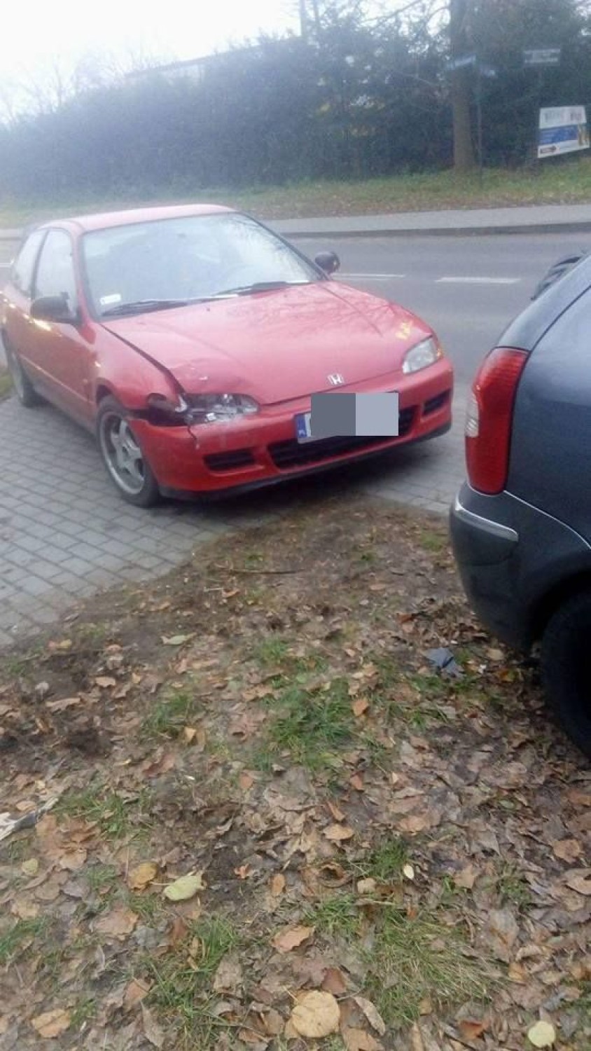Znów zderzenie samochodów w Szpetalu Górnym. Sprawcą 20-letni kierowca hondy [zdjęcia]