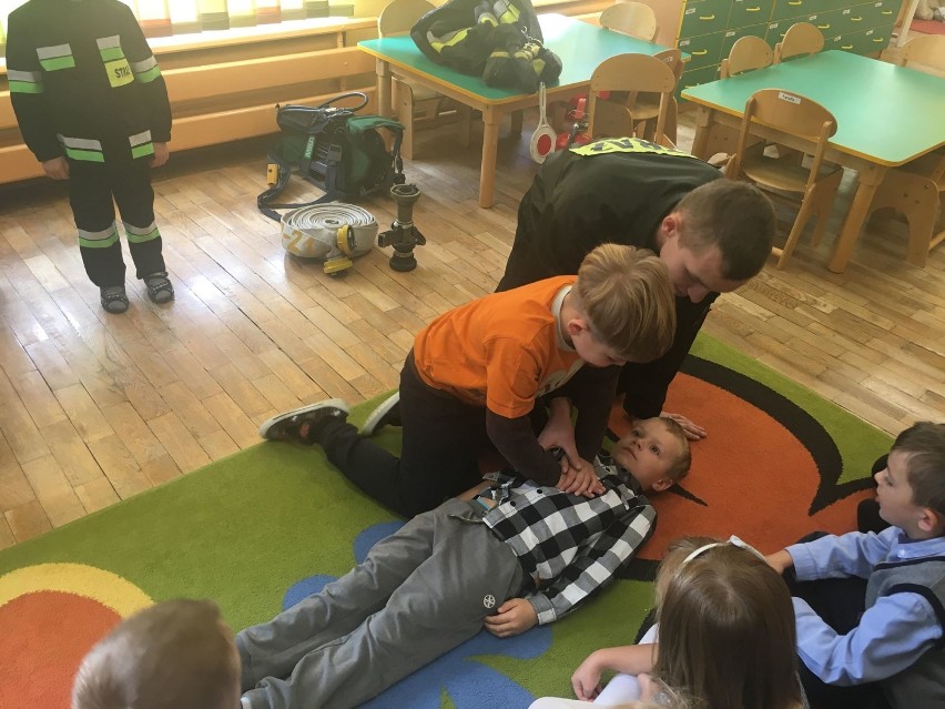 Strażacy odwiedzili Przedszkole Miejskie nr 25 w Gorzowie