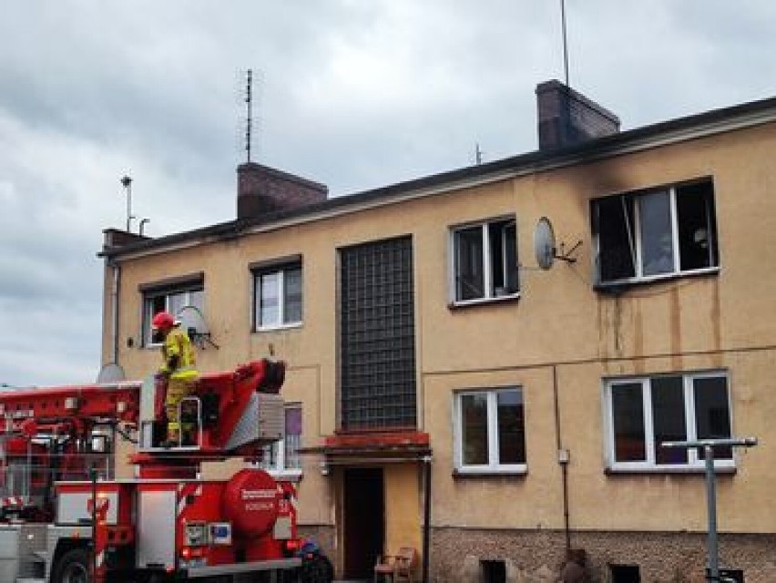 Pożar w Wolsztynie na ulicy Spokojnej. Jedna osoba zmarła AKTUALIZACJA