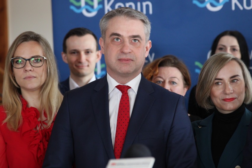 Krzysztof Gawkowski w Koninie. Minister cyfryzacji poparł Sebastiana Łukaszewskiego przed wyborami 