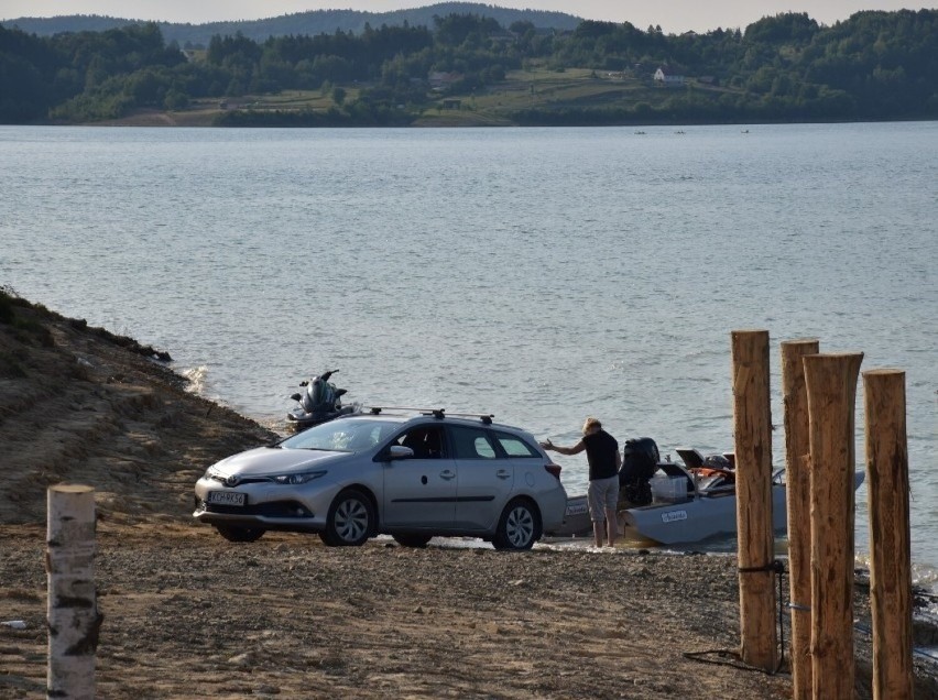 Lato nad Jeziorem Mucharskim. Motorówki będą zakazane?