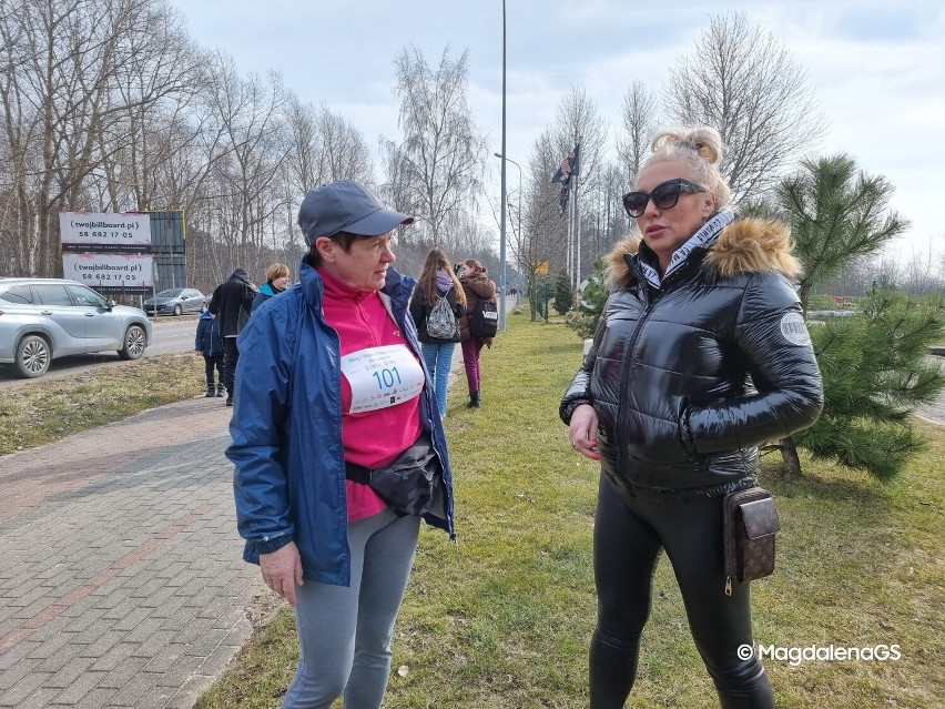 Do sportowych zmagań przystąpiło ponad trzystu zawodników....