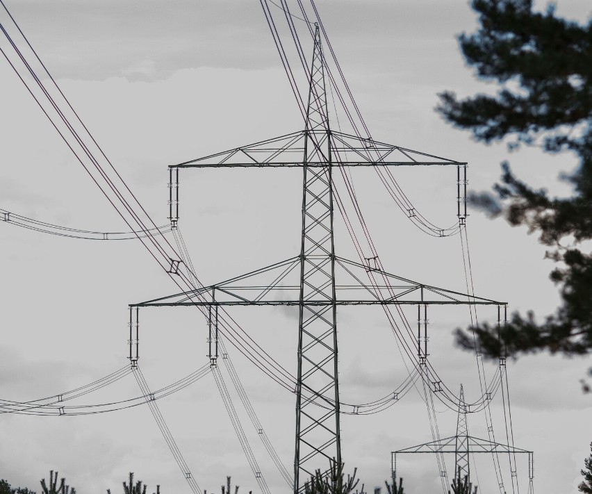 Brak prądu w Poznaniu i okolicach! Gdzie i kiedy nie będzie prądu? Sprawdź listę planowanych wyłączeń od 6 do 12 lutego