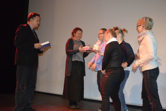 W czwartek, 5 października obchodzono Dzień Głuchych w Skierniewicach. Uroczystość odbyła się w Kinoteatrze Polonez. Były życzenia i upominki, odbyło się także seminarium i warsztaty języka migowego.