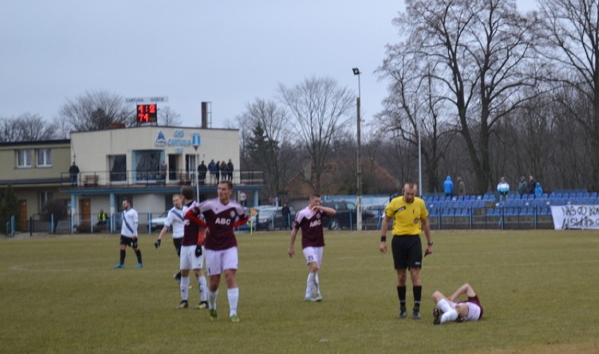 Wiosenna runda piłkarska- na inaugurację GKS Cartusia zremisowała 2:2 z Kaszubią Kościerzyna FOTO