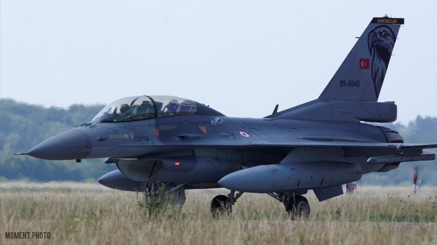 Malbork. Piloci z Turcji i ich F-16 w obiektywie miłośników fotografii lotniczej