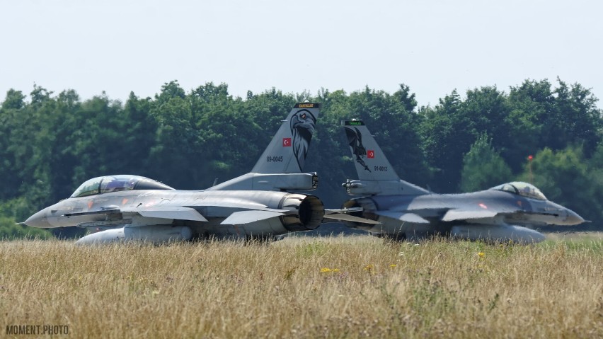 Malbork. Piloci z Turcji i ich F-16 w obiektywie miłośników fotografii lotniczej