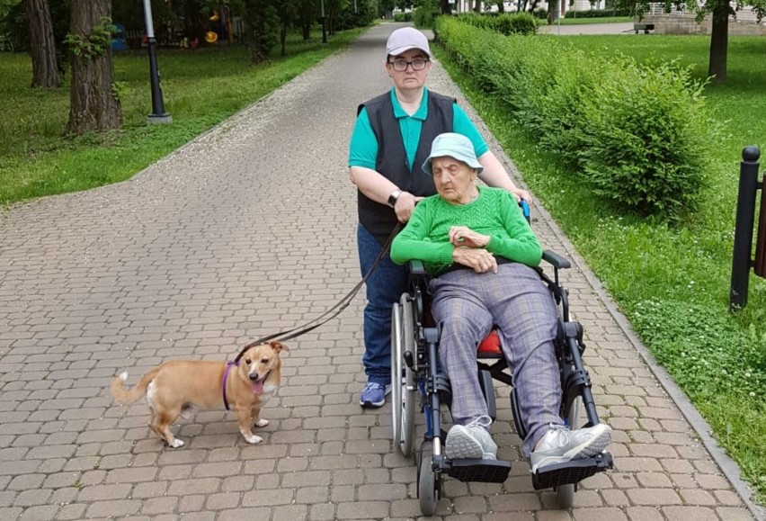 Zbierają pieniądze na remont mieszkania socjalnego dla niepełnosprawnej Stanisławy z Przemyśla