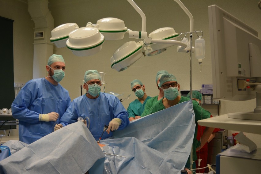 Światowej sławy chirurg w szpitalu w Czeladzi ZDJĘCIA