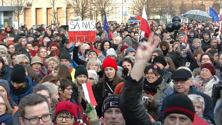 Wściekłe kobiety, Donald Tusk, wysoka Warta oraz poznańscy...