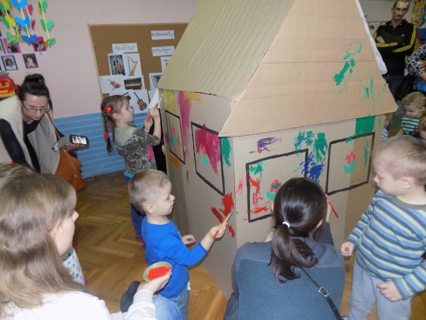 Przedszkole nr 10 w Łowiczu zachęcało dzieci i rodziców (Foto)