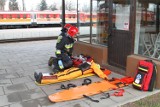 Opolscy strażacy ćwiczyli m.in. ewakuację ludzi z palącego się dworca Opole Główne